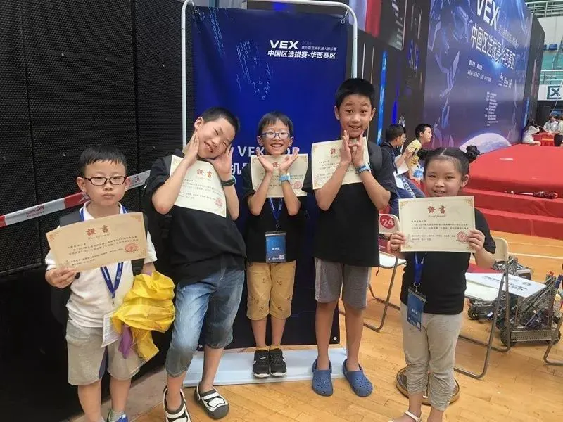 青少年学生篮球训练营发言稿_1